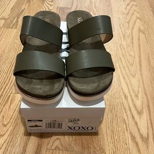 OXO Slide Sandals size 10 olive green